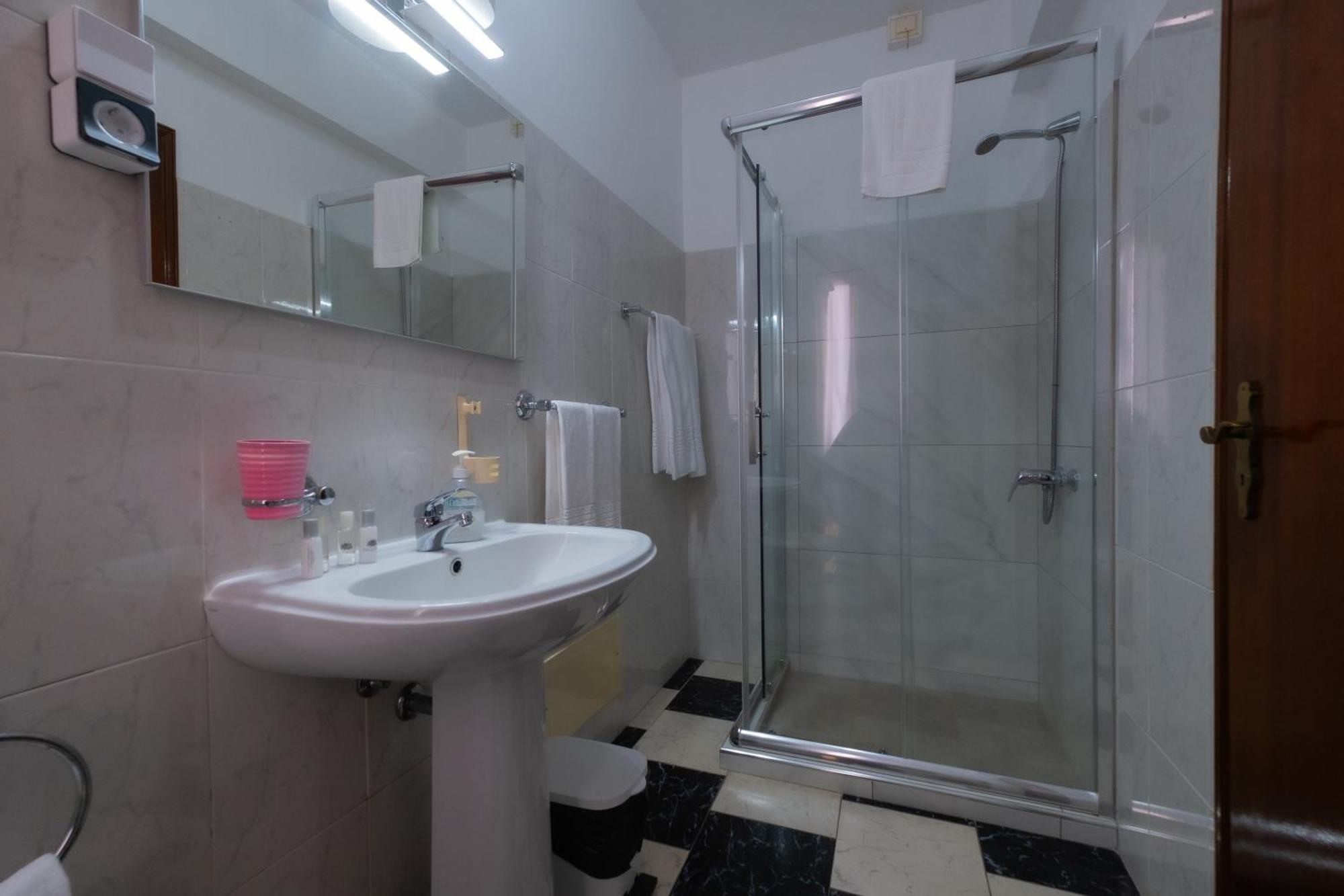 Residencial Familia Hotel Machico  Luaran gambar